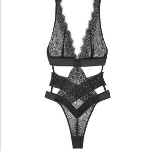 VS Banded Plunge Teddy